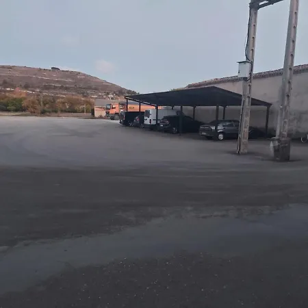 Linares Fogadó Villanueva de Argaño